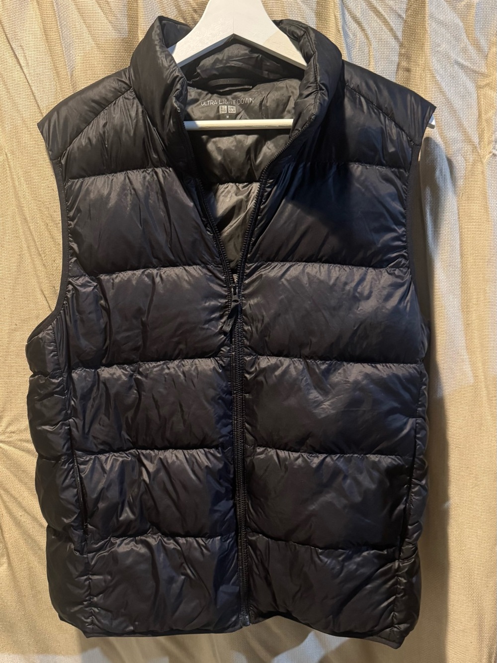 Uniqlo Ultra Light Down Black Quilted Puffer Vest - Men's